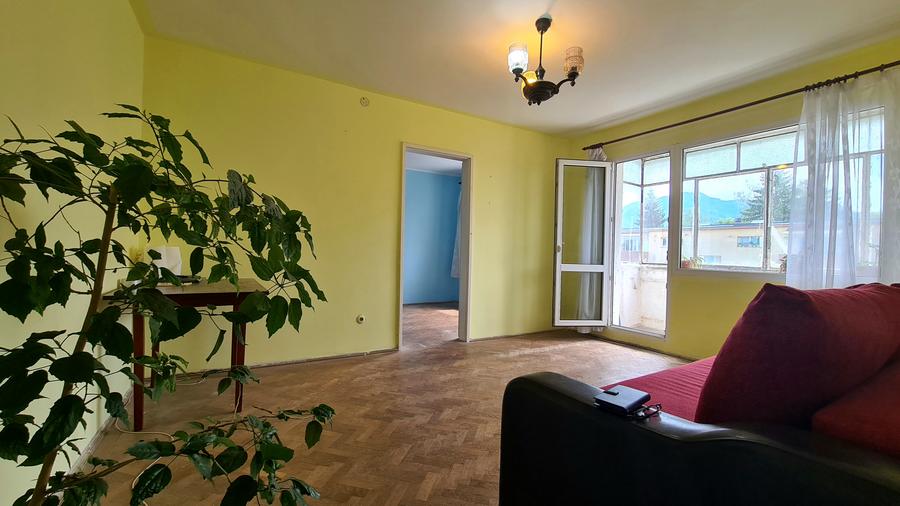 APARTAMENT 2 CAMERE - ET. 4 - SEMIDECOMANDAT