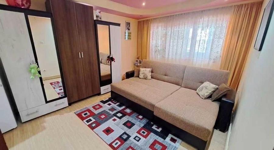 Apartament 2 camere decomandat, Radu Negru.