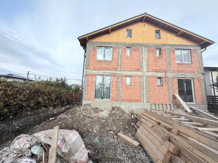 Vanzare -  Casa  - Vila - Prelungirea Ghencea - Dantelei - teren 245mp -215000E - 17