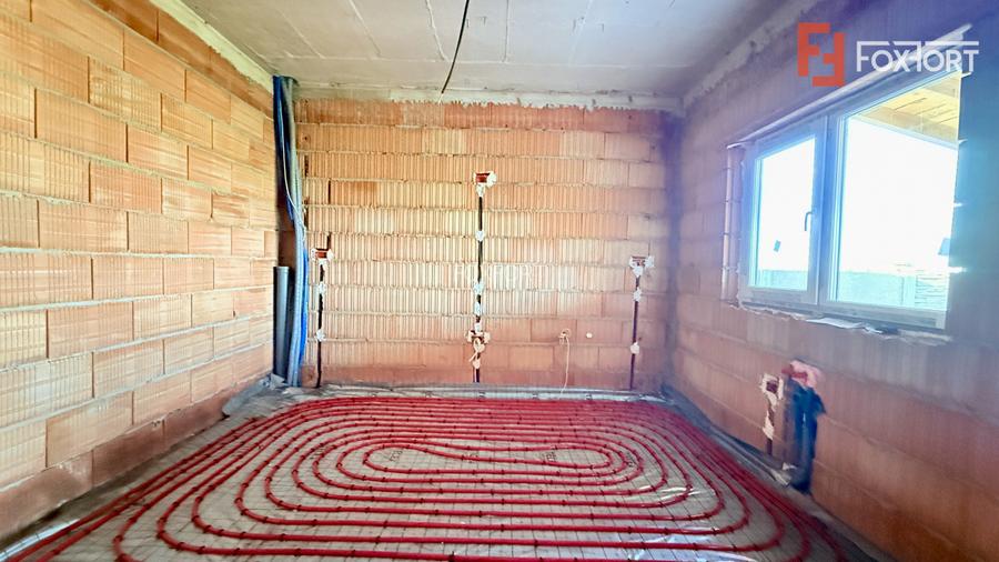 Duplex de vanzare 3 camere + pod mansardabil - Mosnita Veche - 5