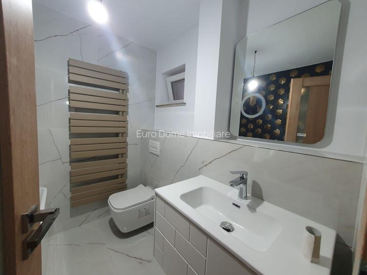 Apartament decomandat cu 3 camere, 66 mp., Calea București - 10