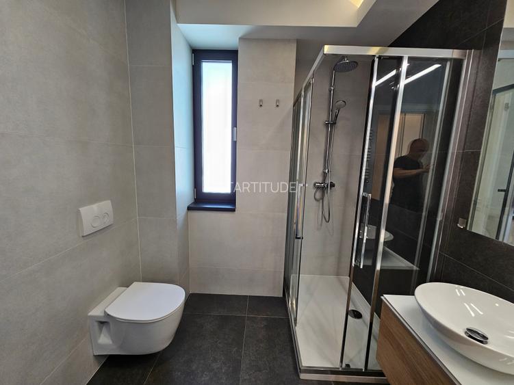 Complex Residence5 langa Oliveto/Cambridge, curte interioara, paza24, comision 0 - 13