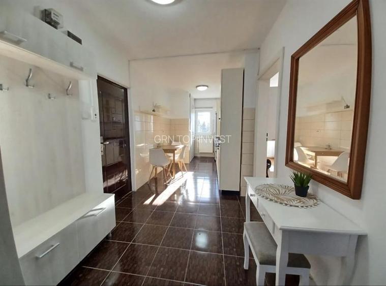 Apartament 3 camere cu balcon zona Parcul Sub Arini - 7