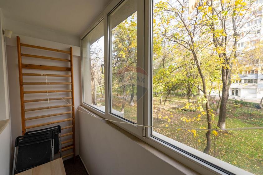 Apartament de inchiriat cu 3 camere semidecomandat - Parcul Floreasca