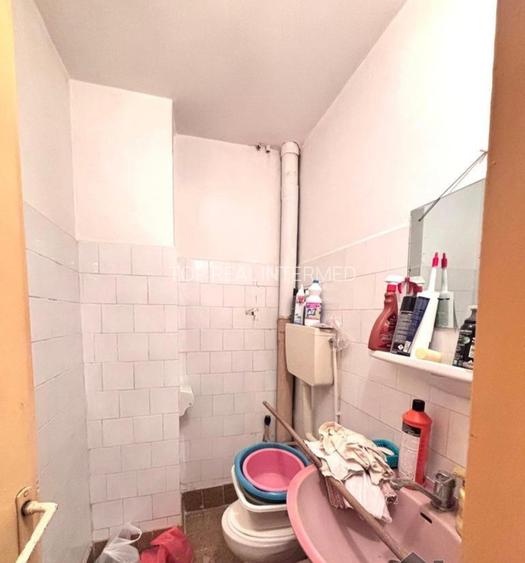 Apartament renovat cu 4 camere decomandate - 4