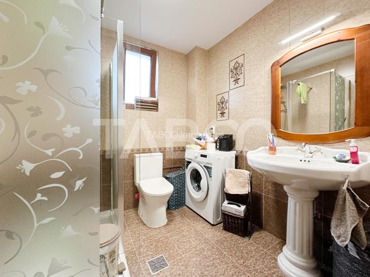 De vanzare casa individuala stil mediteranian curte 704 mp  Borhanci - 17