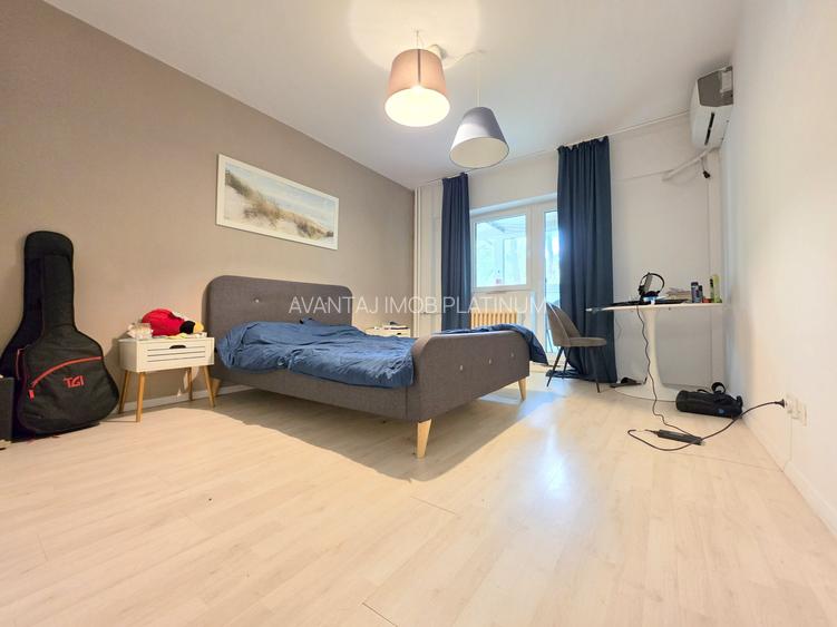 Calea Vacaresti - Parc Tineretului (Lumea Copiilor), bloc 1988 - 5