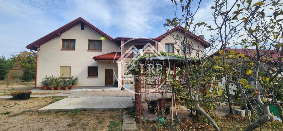 [DOMENIU PRIVAT] Vilă deosebita în Inima Orașului Voluntari | Teren 2.500 mp | - 29