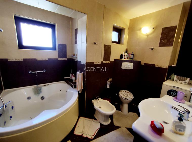 Vila P+1+M zona Militari - Pacii - str. Paralutelor constructie 2007 tip duplex - 52