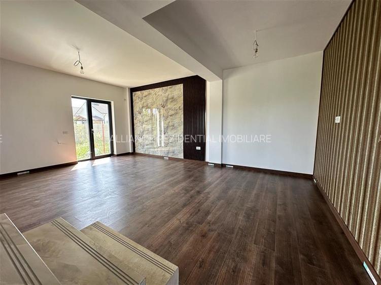 <Casa individuala> 4 camere 3 bai teren 380 m2 Zona linistita - 5