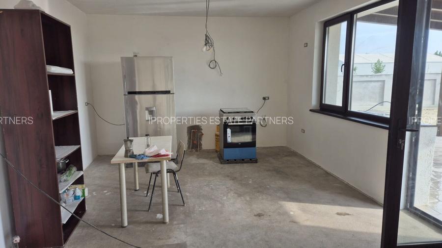 Casa de vanzare Comuna 1 Decembrie - 7