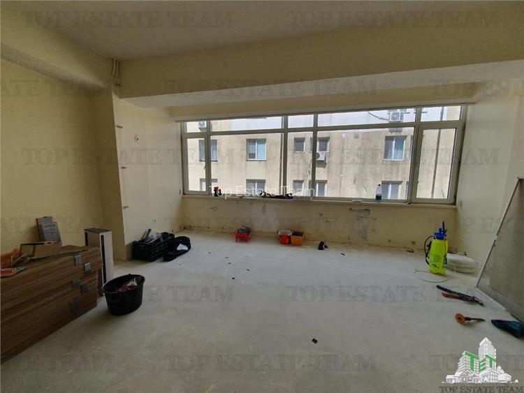 Spatiu Comercial Ultracentral 37 birouri in curs de apartamentare Constanta - 8