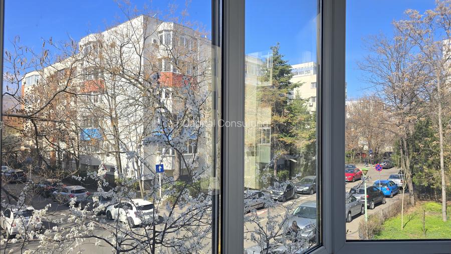 Parc Floreasca complet renovat 2025 bloc '90 foarte luminos - 11