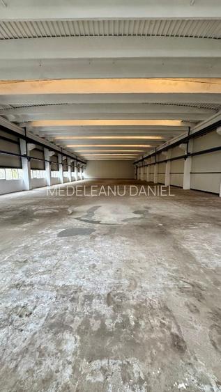 Închiriez spatiu industrial 990 MP - 5,5 euro /mp /luna +TVA - 5