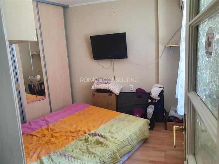 Apartament 3 camere in vila etajul 1+2 camere amenajate la mansarda, zona Emines - 8
