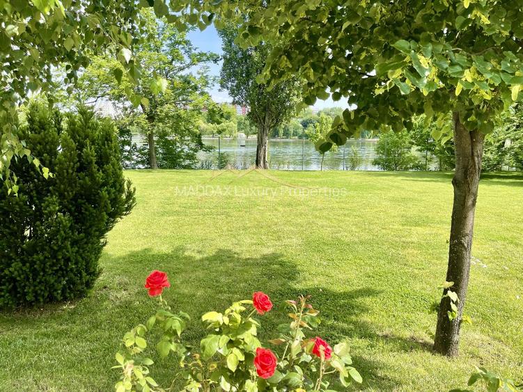 Impressive Villa *1500 SQM usable* 2613 SQM land / Open to the lake - 58