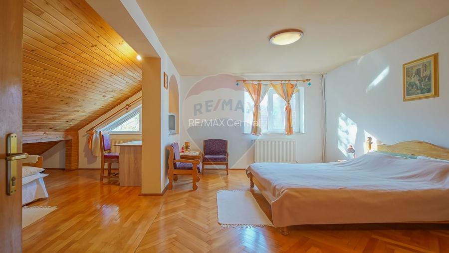 Vila în Poiana Brașov – Refugiu exclusivist și investiție! - 38