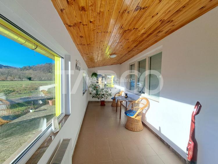 COMISION 0-Casa cu 4000 mp teren piscina zona retrasa in Casolt - 10