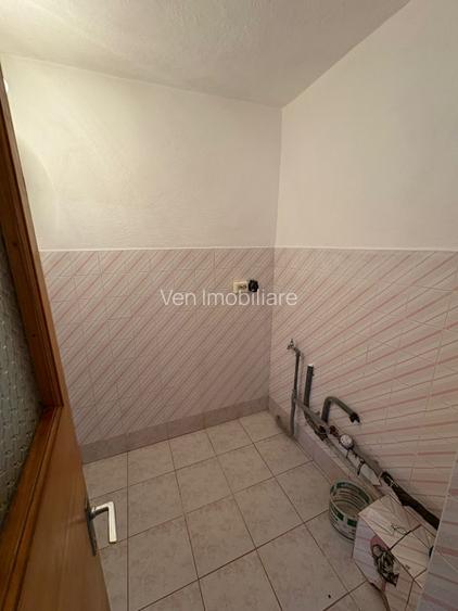  Apartament 3 camere decomandate  Zona excelenta C.R VIVU  - 7