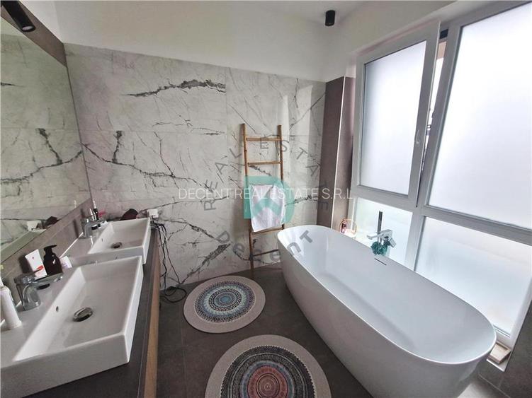 Penthouse, Qualis 2, Tractorul - 8