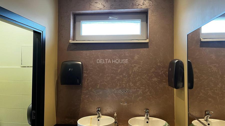 Oportunitate de investitie: Spatiu comercial  Piata Mihai Viteazul - 9