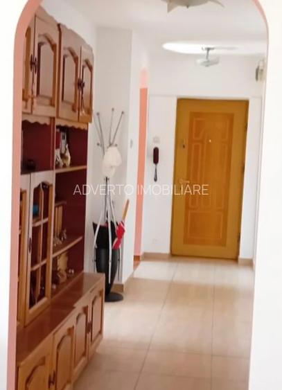 Vânzare apartament 4 camere zona Gorjului - 11