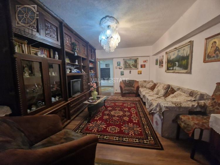 APARTAMENT 4 CAMERE-RAHOVA-BLOC REABILITAT-2 BAI-2 BALCOANE - 6