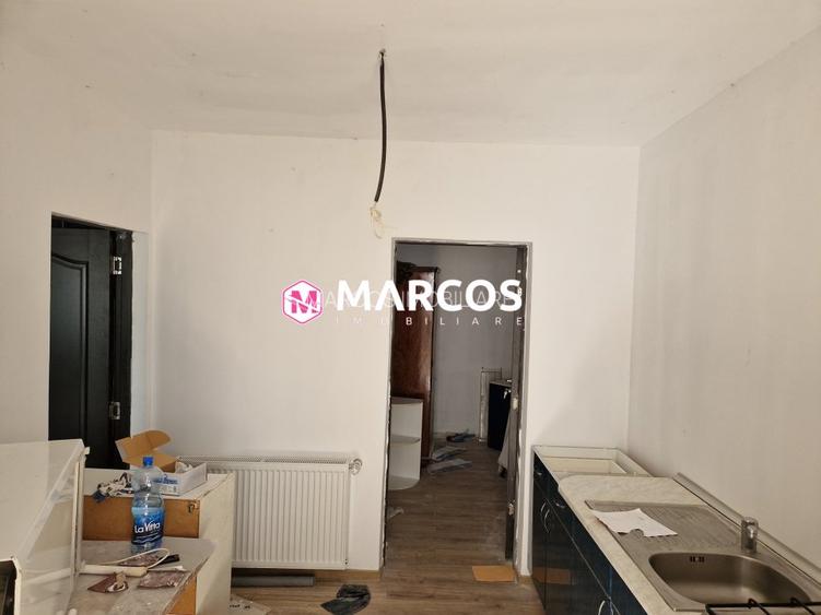 Apartament 2 camere la casa, curte comuna, Lendt, ID 986 - 8