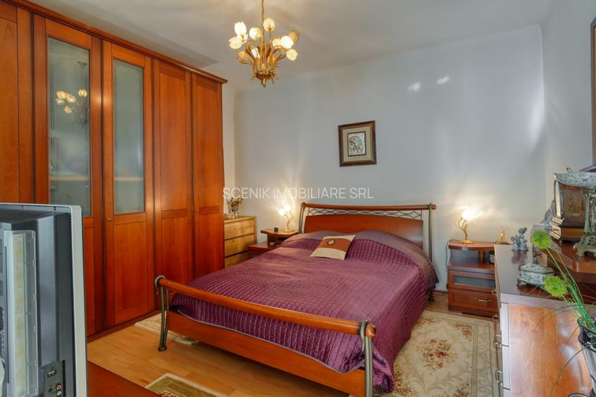 Casa eleganta, 8 camere, Zona Aurel Vlaicu, str. Tebea, complet Mobilată - 15