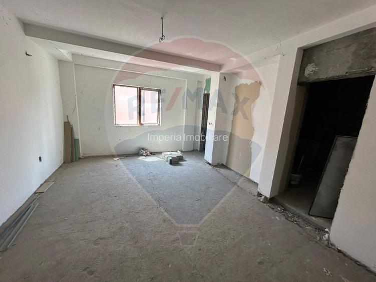 Apartament Brazda Parter +Demisol 190mp - 3