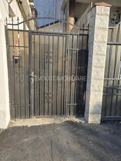 Tomis 2 casa 2 camere la pret de apartament - 9