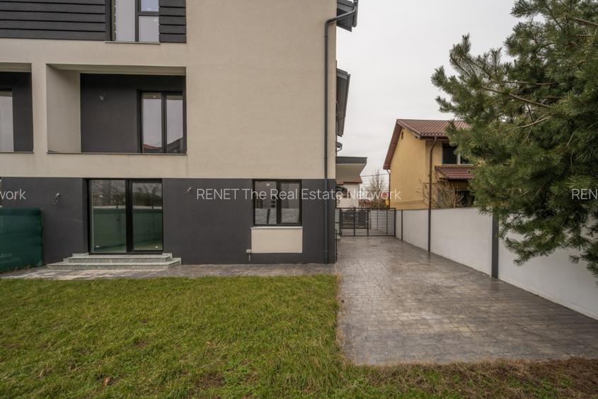 Casa se preda finisata - 4 bai -3 dormitoare - curte - parcare -  metrou Păcii - 18