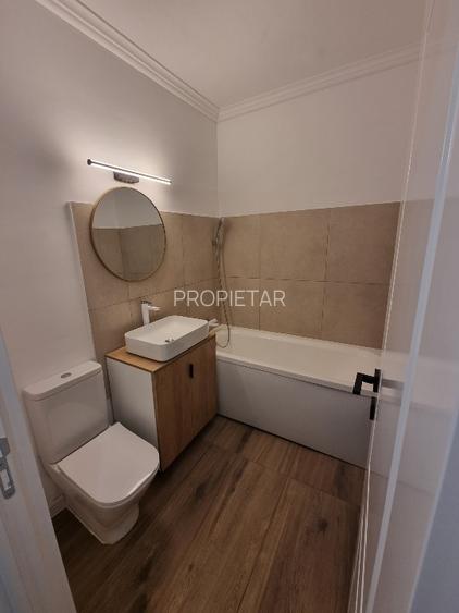 Propietar Vand Apartament  2  Camere Ion Mihalache nr 158 Metrou stația 1Mai  - 4