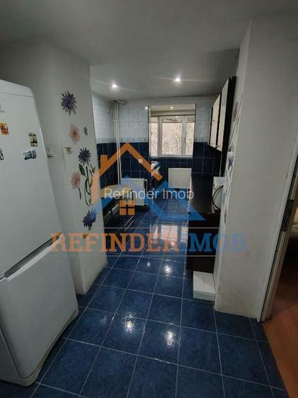 Apartament de vanzare cu 3 camere, zona Titan Auchan - 5