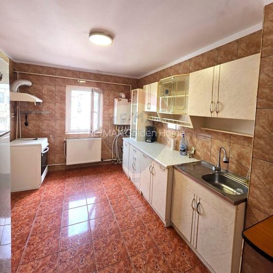 Apartament 3 camere, et.4/4 bd.1 Dec. 1918, Rm Sarat - 3