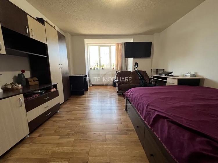 Apartament o camera în zona STRAZII SOBARILOR - 6