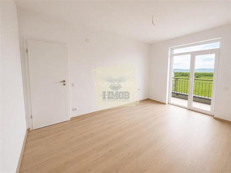 Penthouse la cheie cu 3 camere 2 bai si 40 mp terasa Calea Surii Mici - 6