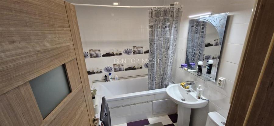 Apartament 3 camere balcon si loc de parcare in Selimbar - 8