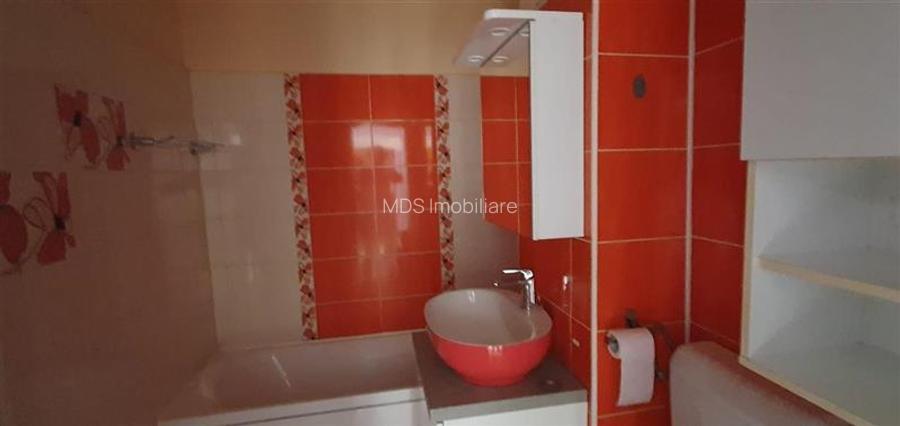 Etaj 1 decomandat prima inchiriere Shopping City - 7