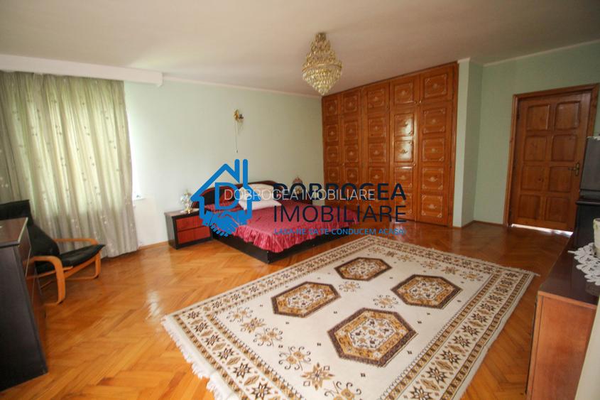 ZONA LIBERTATII - CASA DE VANZARE D+P+1+M- TEREN  1544MP. - 11