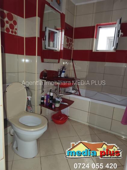 Apartament cu 2 camere decomandat zona Dunarea - 10