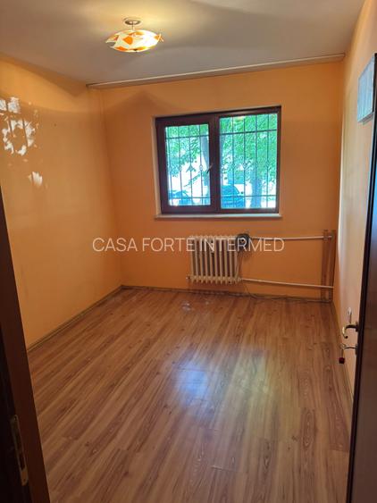 Apartament 3 Camere Tomis Nord - Zona Rustic 110000 euro - 16