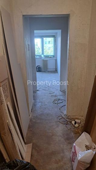 Apartament 2 camere pregatit de renovare langa Parcul Drumul Taberei - 5