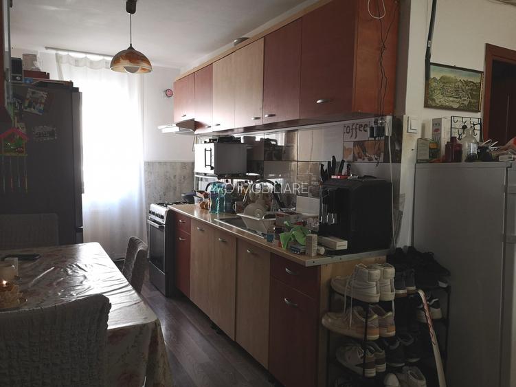 Apartament 3 camere decomandat, etajul 1 - 6