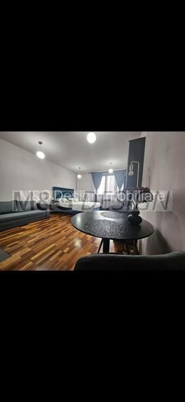 Apart 1 camera Piata Balcescu etaj 3 - 8