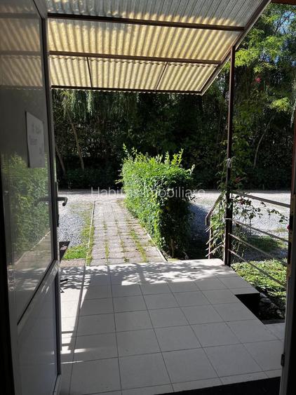 3 camere in bloc tip vila si curte, parcare 2 masini - 14