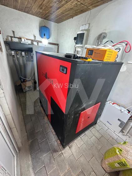 Vila de poveste din Valea Avrigului de vanzare - 36