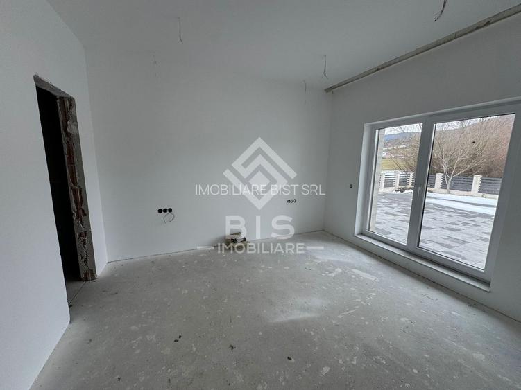 Casă parter – 166 mp construiți – teren 636 mp - 20