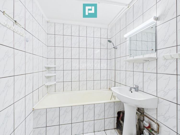 Apartament spațios cu 3 camere, decomandat - 6