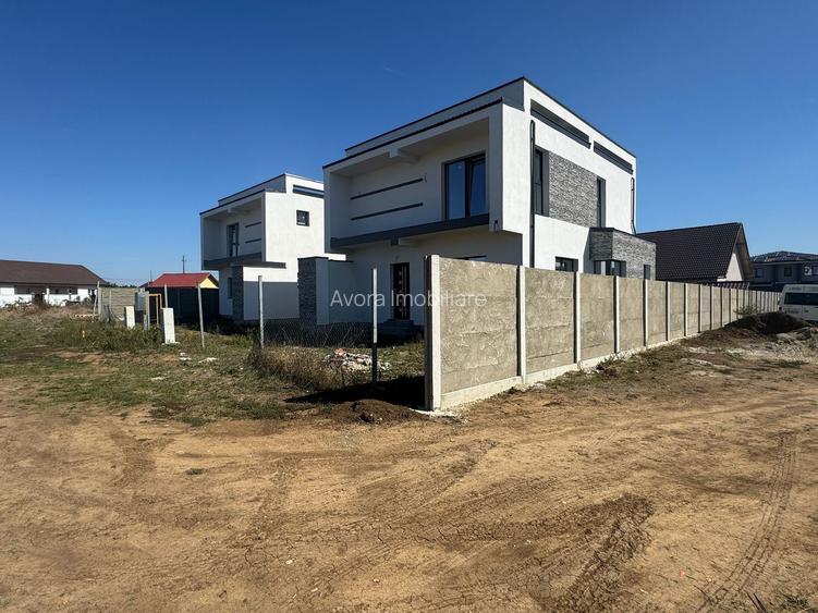 De vânzare duplex 1/2, stil cubic, despărțit prin camera tehnică, Sanandrei. - 10